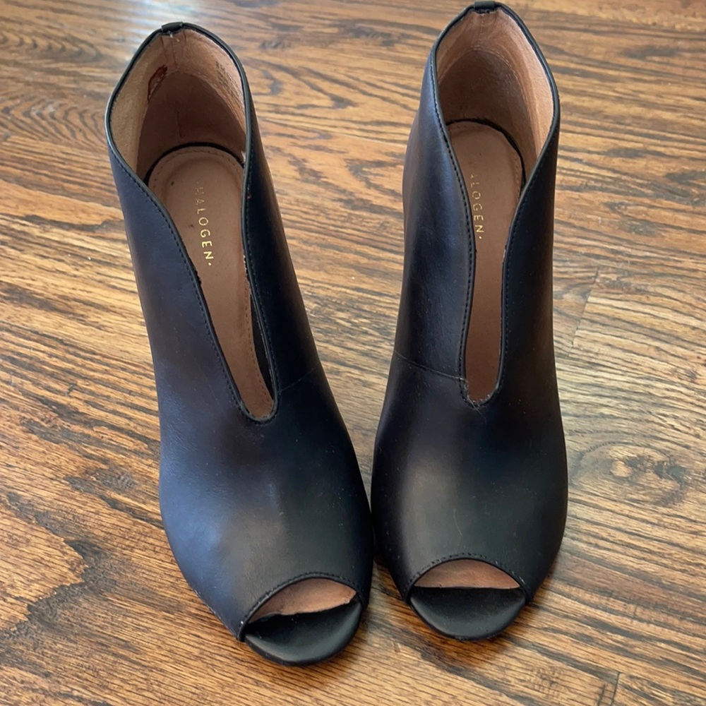 Halogen Black Peep-Toe Ankle Booties